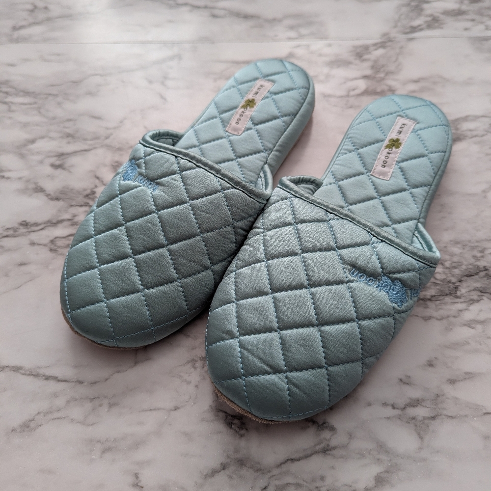 Kumi Kookoon Quilted Silk Slippers size Medium Teal Raindrop New Women's Slipper